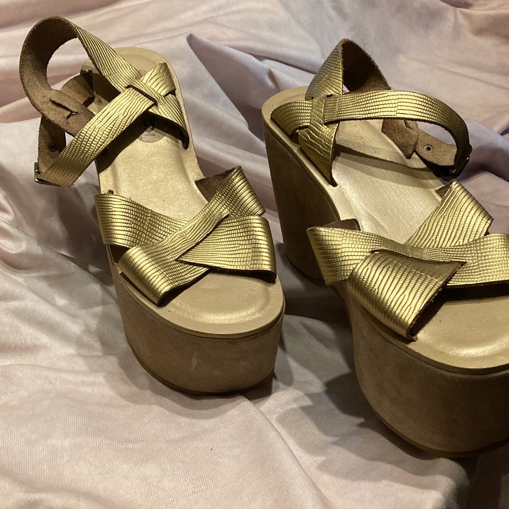 Kork-Ease Metallic Gold Platform Sandals
